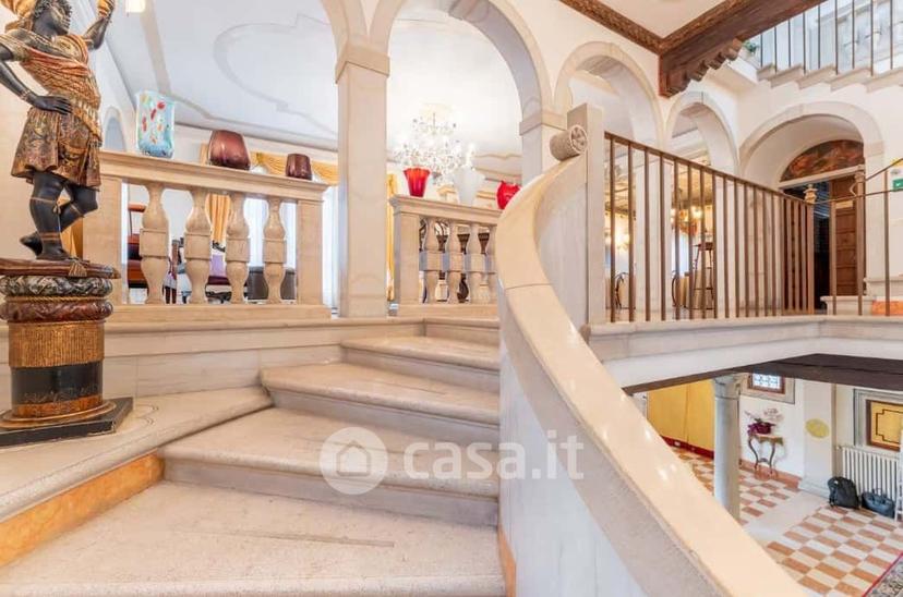 Appartamento in Vicolo Dotti 5 — foto 2 di 57