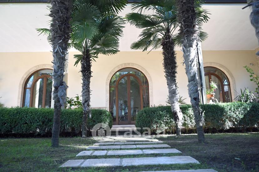 Villa in Via Giulio Cesare 62 — foto 74 di 105