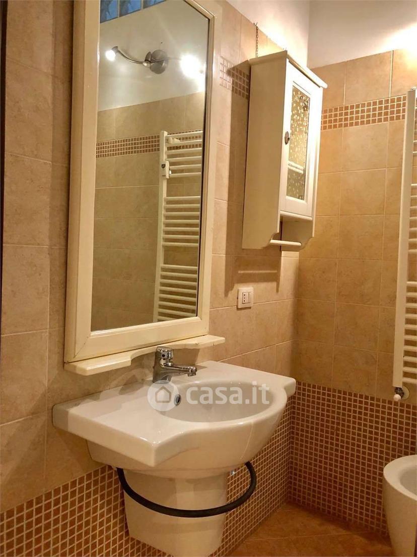 Bilocale in Via Adamo da Mortara 3 — foto 18 di 24