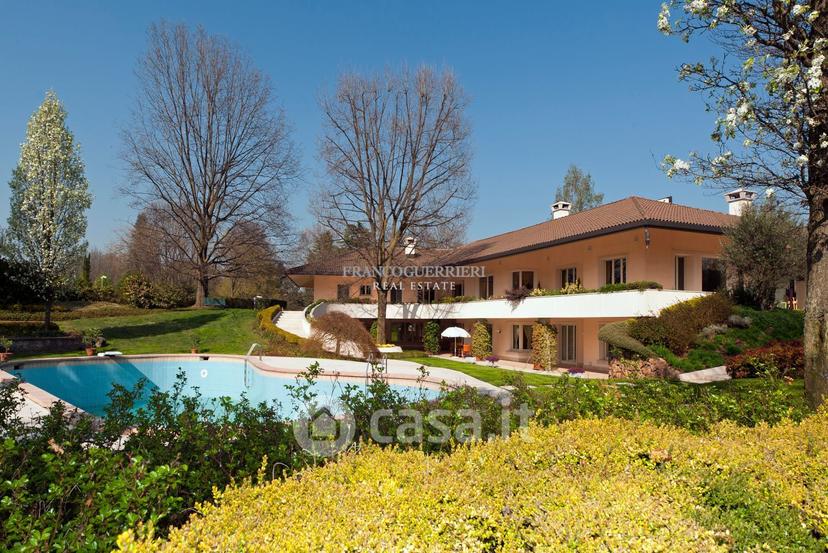 Villa in Via Alcide de Gasperi — foto 35 di 45