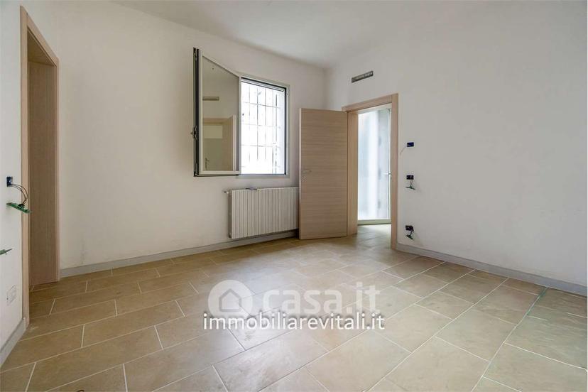 Trilocale in Via Re Amato — foto 6 di 18