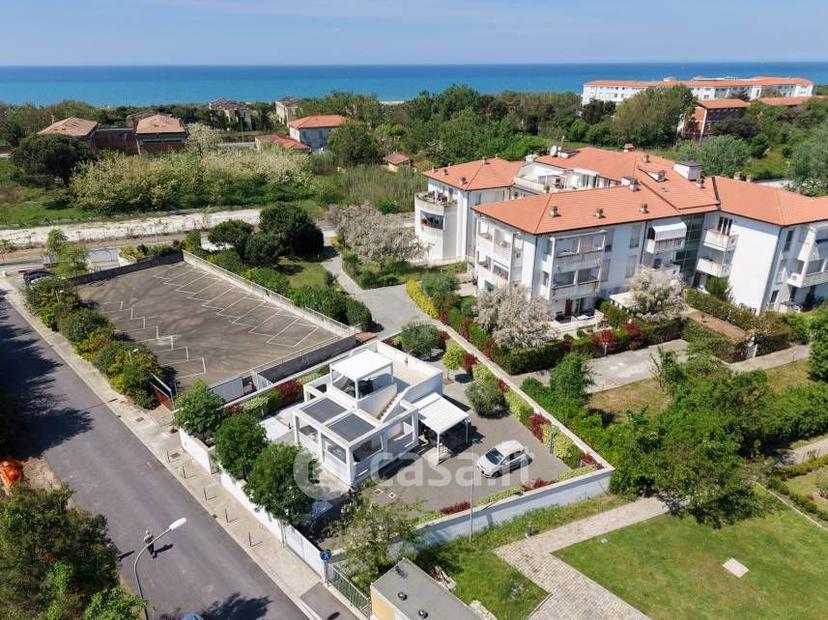 Villa in Via dei Frassini — foto 32 di 33