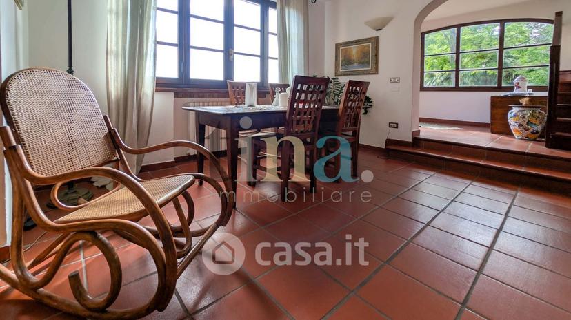 Villa in Via Cecinese — foto 4 di 56