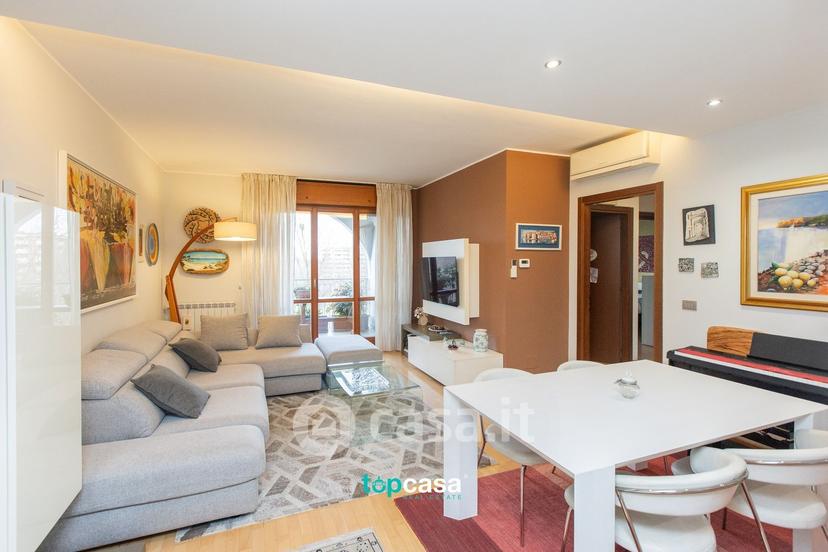 Quadrilocale in Viale Stelvio 169 — foto 9 di 42