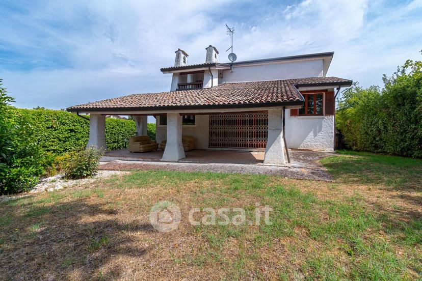 Villa in Via della Rondella 3 — foto 5 di 57