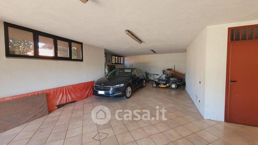 Villa in Via Fratelli Bandiera — foto 16 di 84