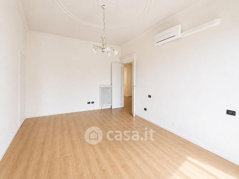 Bilocale in Viale Regina Giovanna 38 — foto 5 di 23