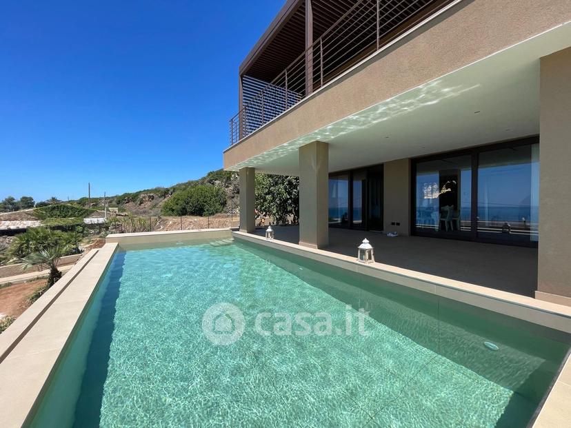 Villa in Via Caio Duilio — foto 11 di 45
