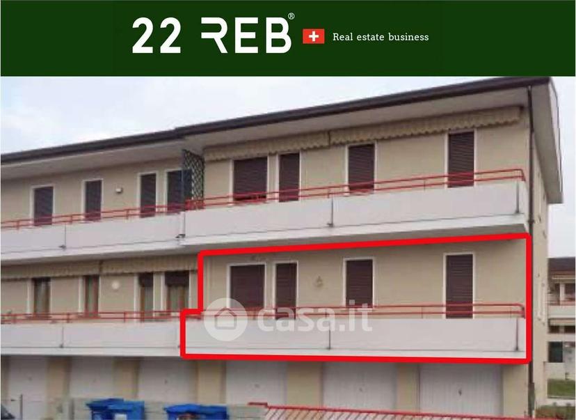 Appartamento in Via Giovanni Comisso — foto 2 di 19