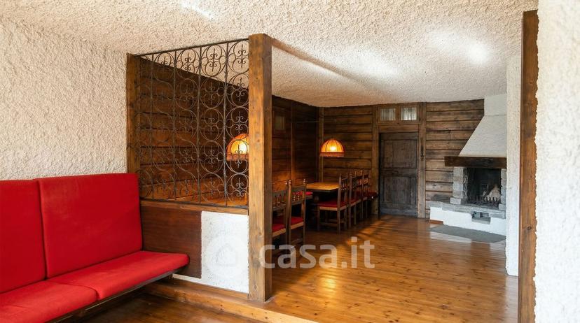 Villa in Via Edmondo de Amicis 7 — foto 36 di 43
