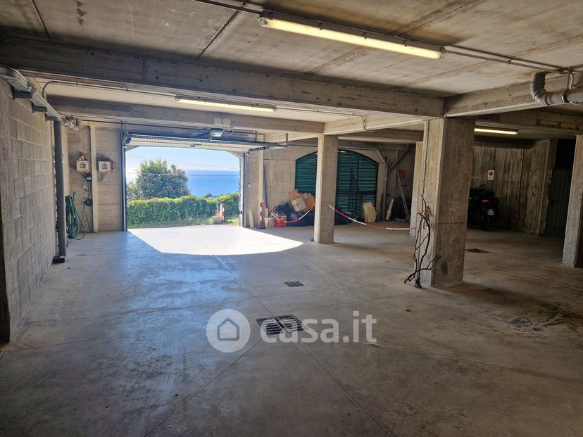 Trilocale in Via Tessarole 30 — foto 22 di 24