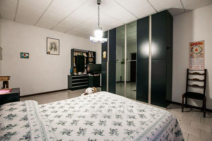 Trilocale in Via Porro Lambertenghi — foto 32 di 71