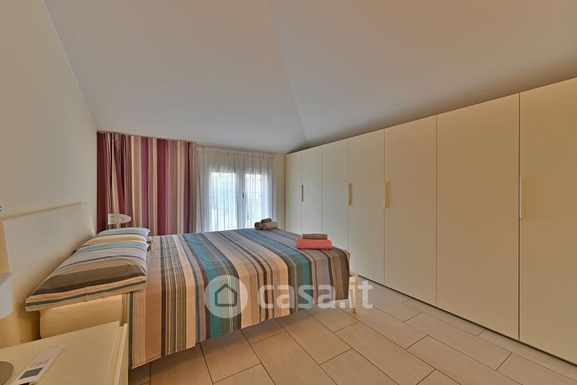 Trilocale in Via Indro Montanelli — foto 11 di 31