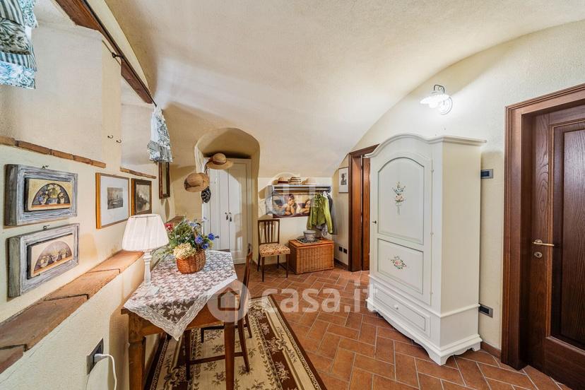 Villa in Via Chiesa — foto 25 di 29