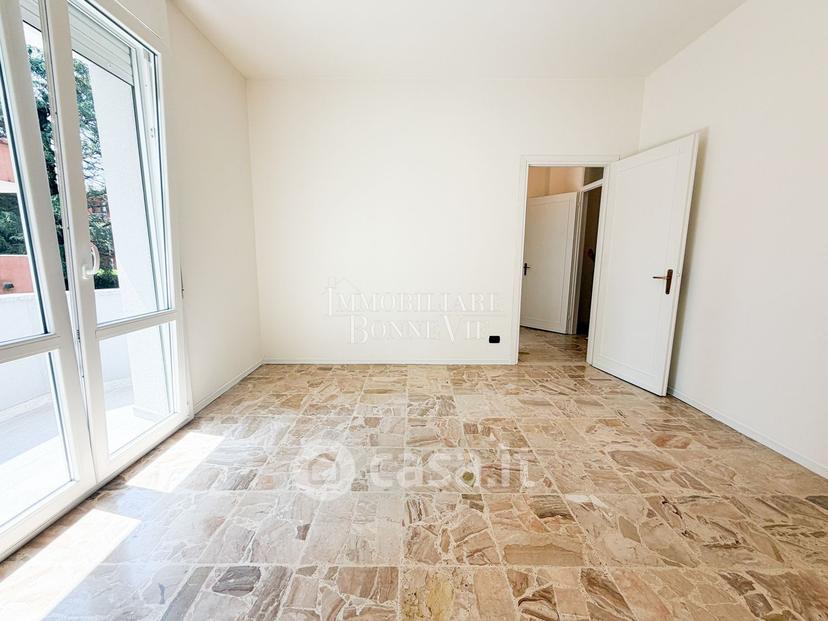 Trilocale in Via Aldo Moro 1 — foto 20 di 28