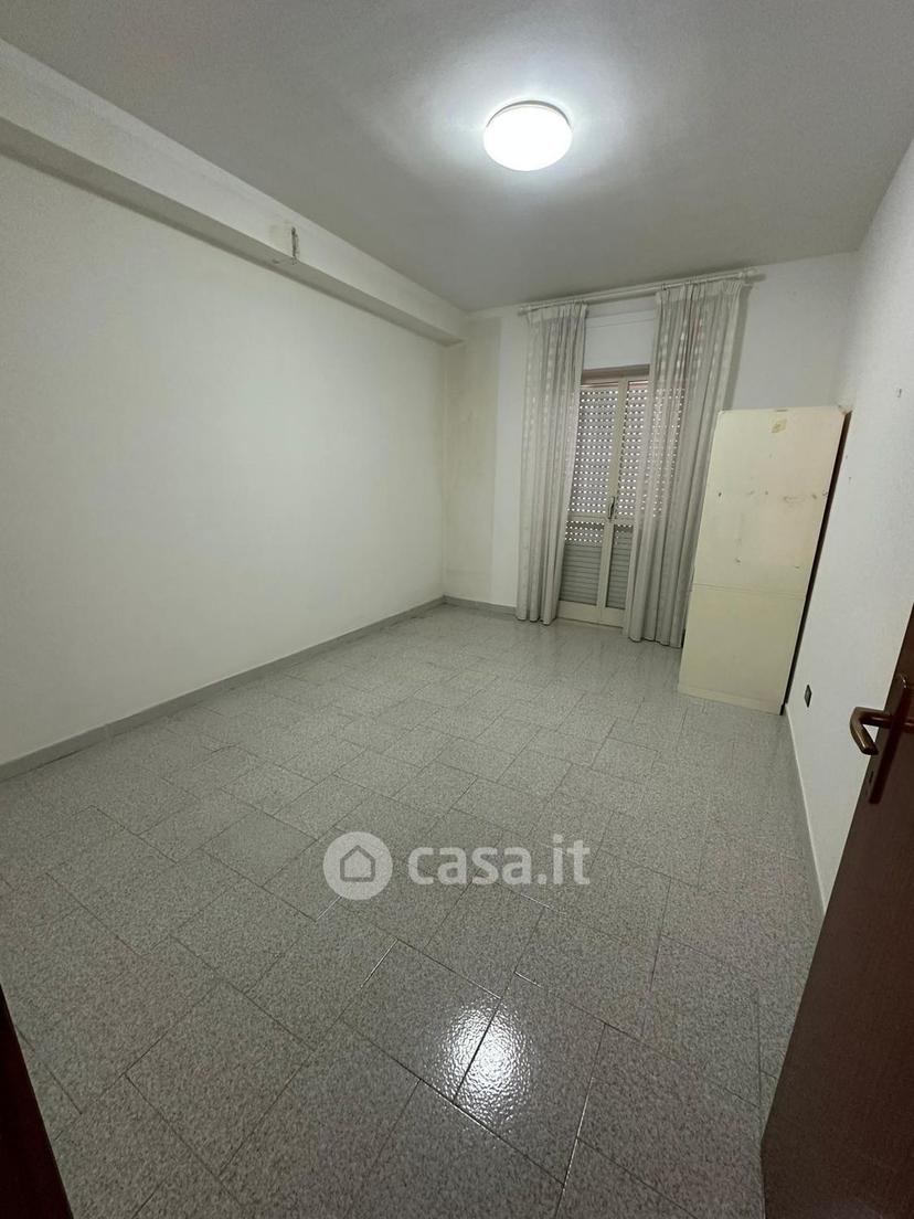 Quadrilocale in Via della Scafa 5 — foto 13 di 22