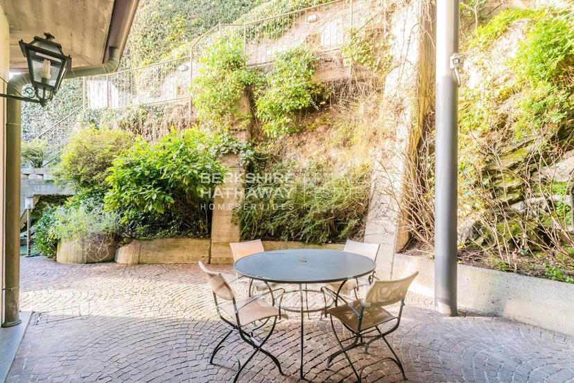 Villa in Via Per Brunate — foto 36 di 44