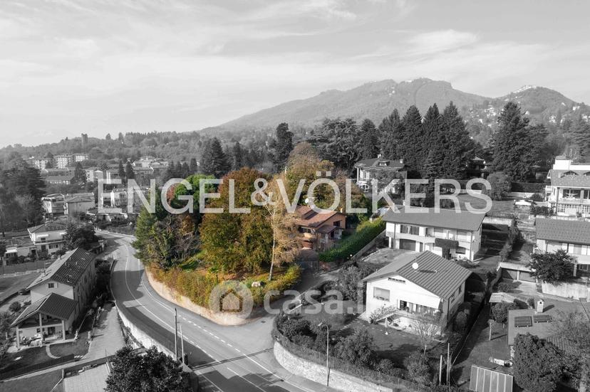 Villa in Via Alfredo Oriani — foto 27 di 31