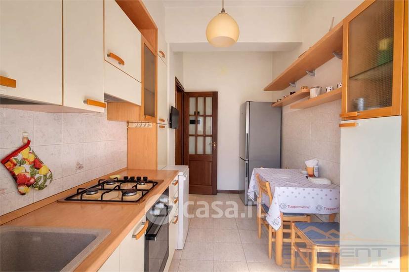 Villa in Via Edmondo de Amicis 6 — foto 36 di 51