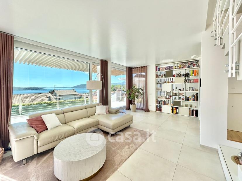 Villa in Via dell'Eriche — foto 2 di 44