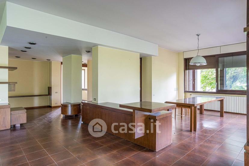 Villa in Via Pozzi — foto 13 di 28