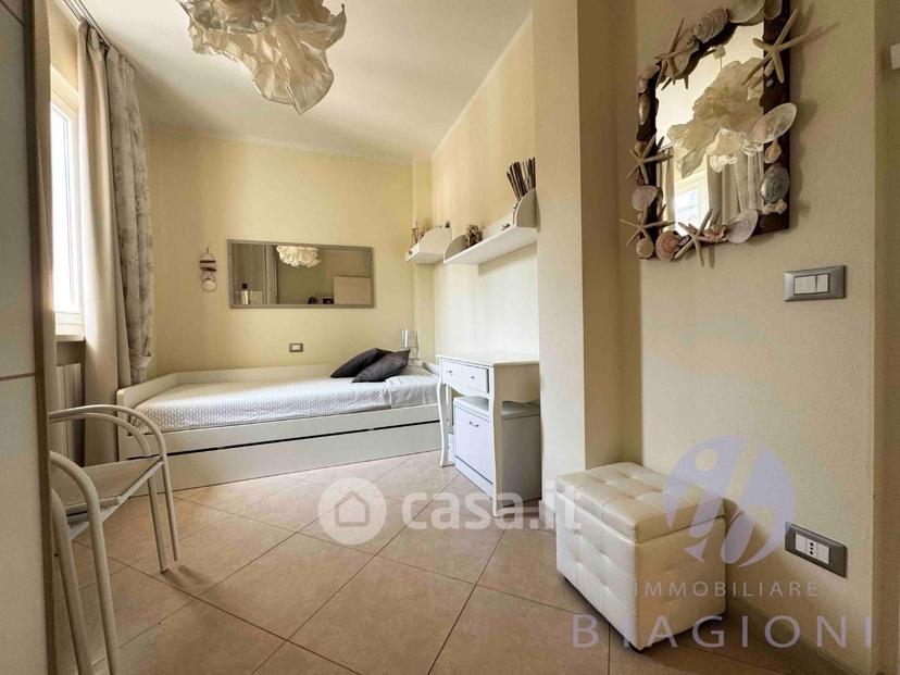 Villa in Via Cortona 120 — foto 14 di 37