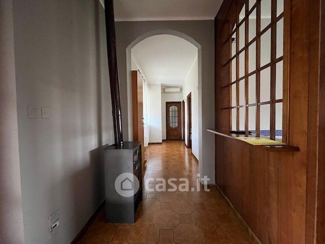 Quadrilocale in Via Isolabella — foto 8 di 30