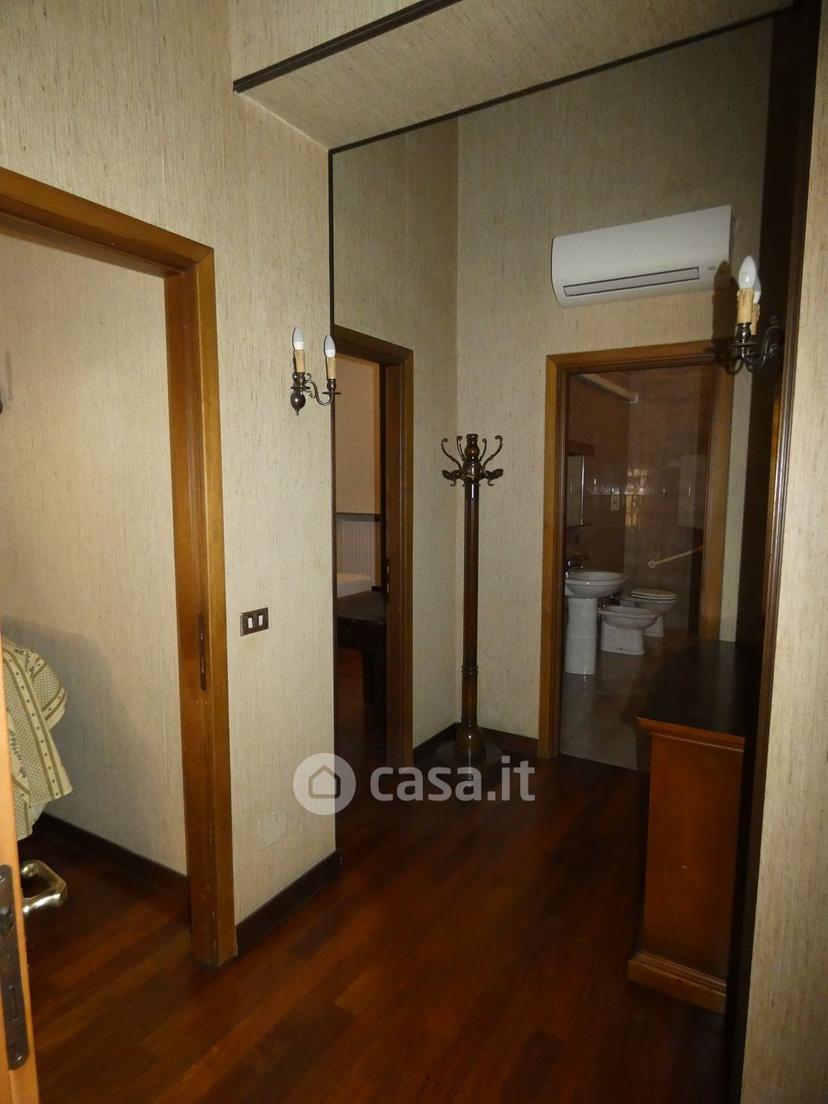 Quadrilocale in Piazza Cavour — foto 17 di 17