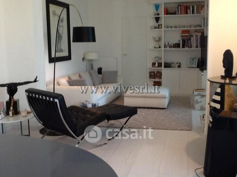 Villa in Via Leonardo da Vinci — foto 19 di 28