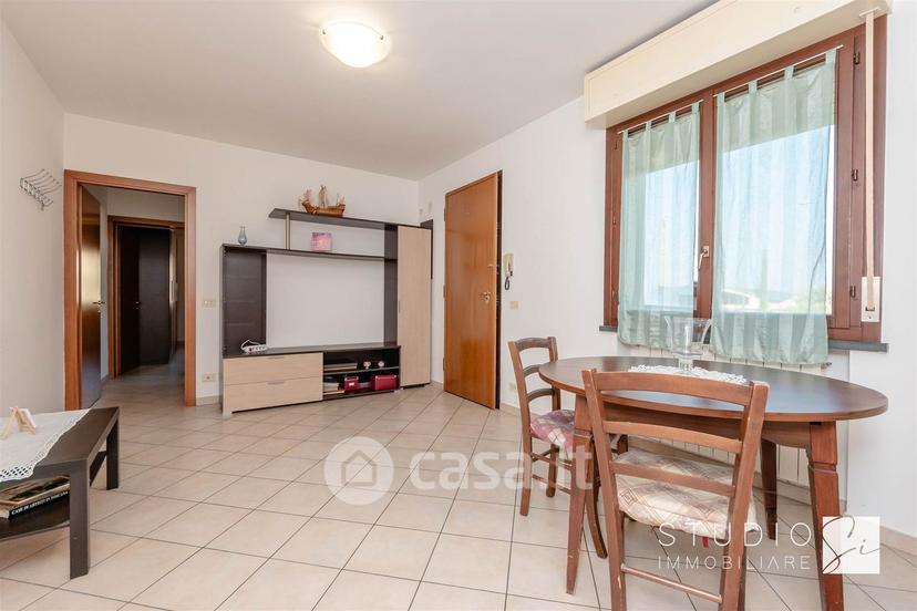 Trilocale in Via Fratelli Rosselli — foto 17 di 26