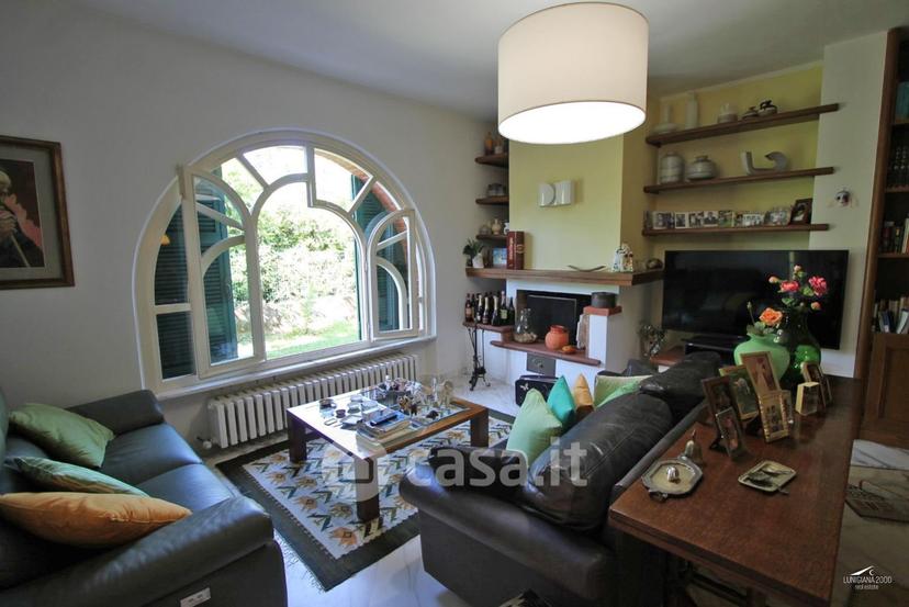 Villa in Viale Monzoni 19 — foto 30 di 44