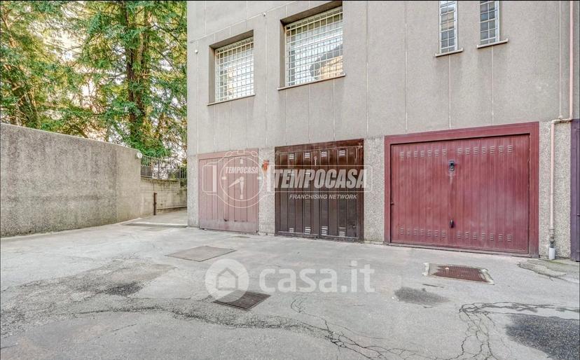 Quadrilocale in Via Gerolamo Dolci 3 — foto 34 di 37