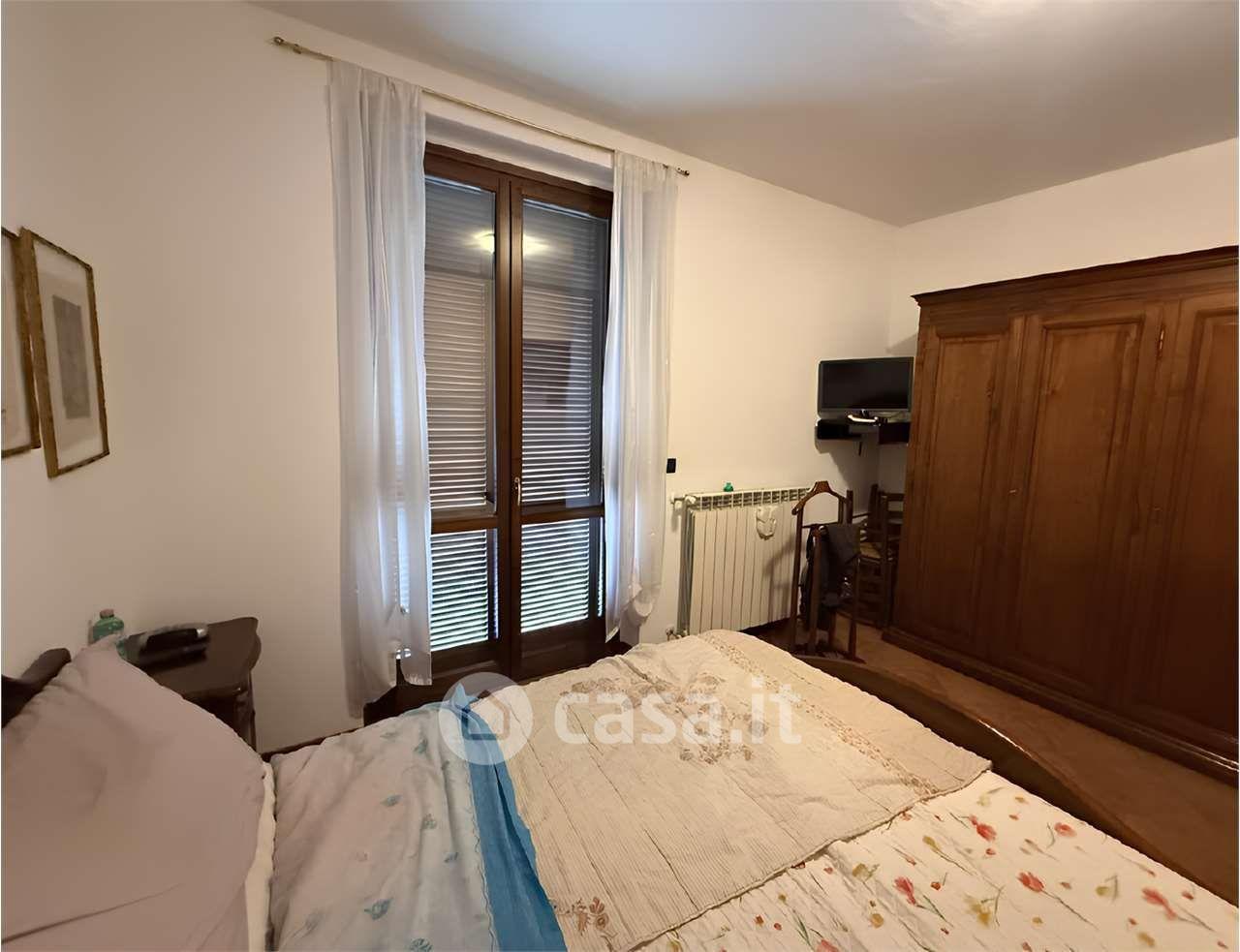 Trilocale in Via Claudio Treves 18