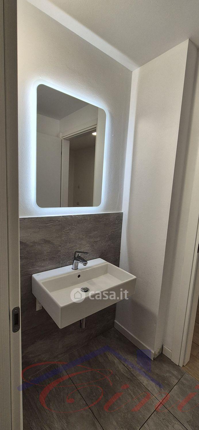 Trilocale in Piazza Giosuè Carducci — foto 26 di 33