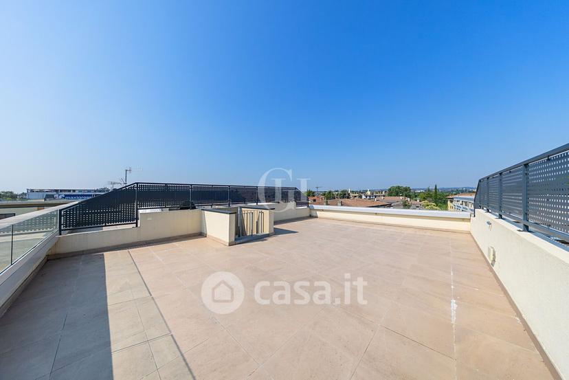 Trilocale in Via Giuseppe di Vittorio 1 — foto 21 di 32