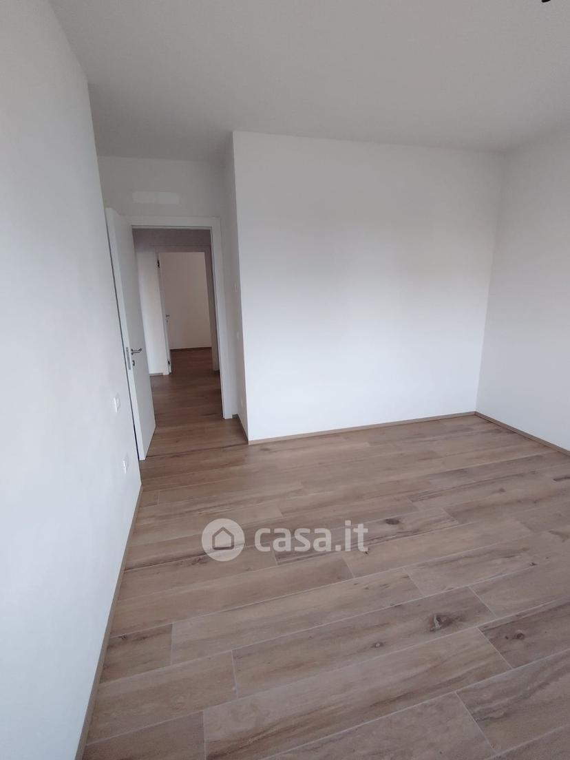 Trilocale in Bassano del Grappa — foto 3 di 19