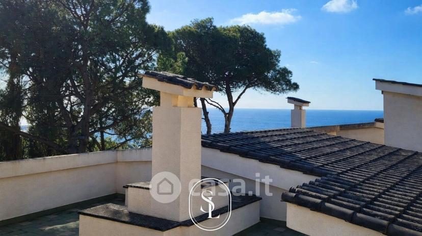 Villa in Via Pietro Micca 43 — foto 10 di 33