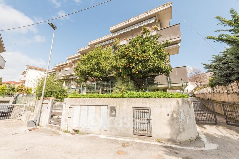Quadrilocale in Via Monte Saraceno — foto 20 di 34
