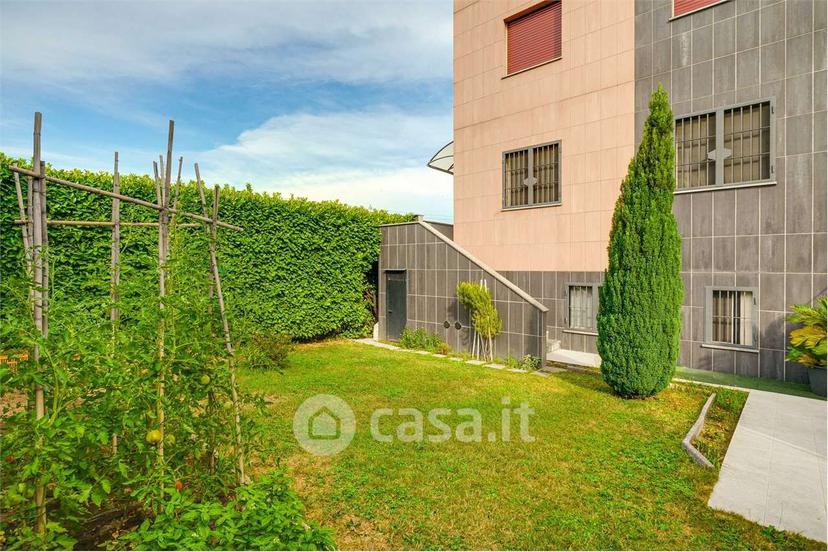 Trilocale in Via Palmanova 12 — foto 21 di 29