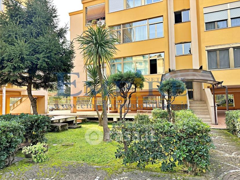 Quadrilocale in Via Eugenio Montale 20 — foto 4 di 24