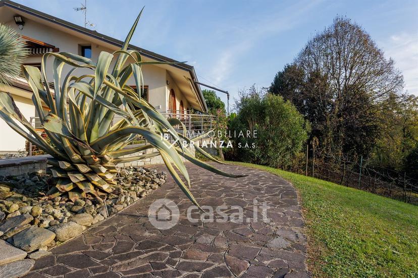 Villa in Viale John E Robert Kennedy — foto 28 di 34