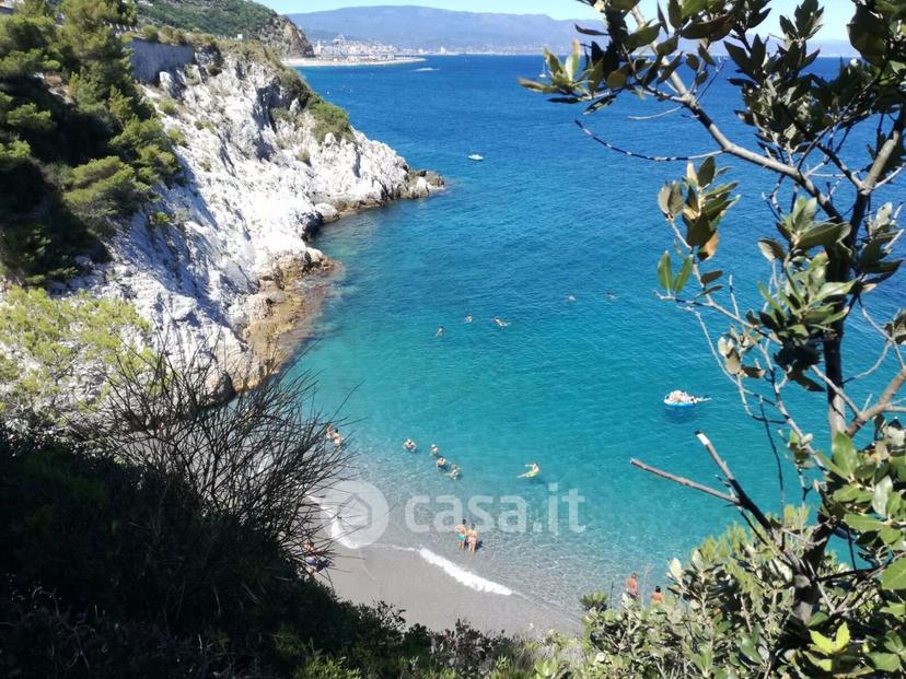 Trilocale in Via Torre d'Ere — foto 23 di 41
