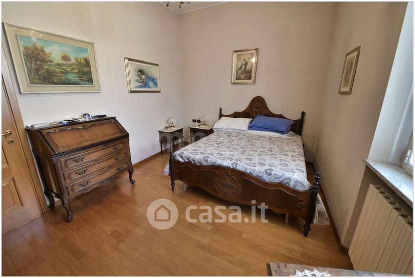 Villa in Via Alessandro Volta 26 — foto 17 di 18