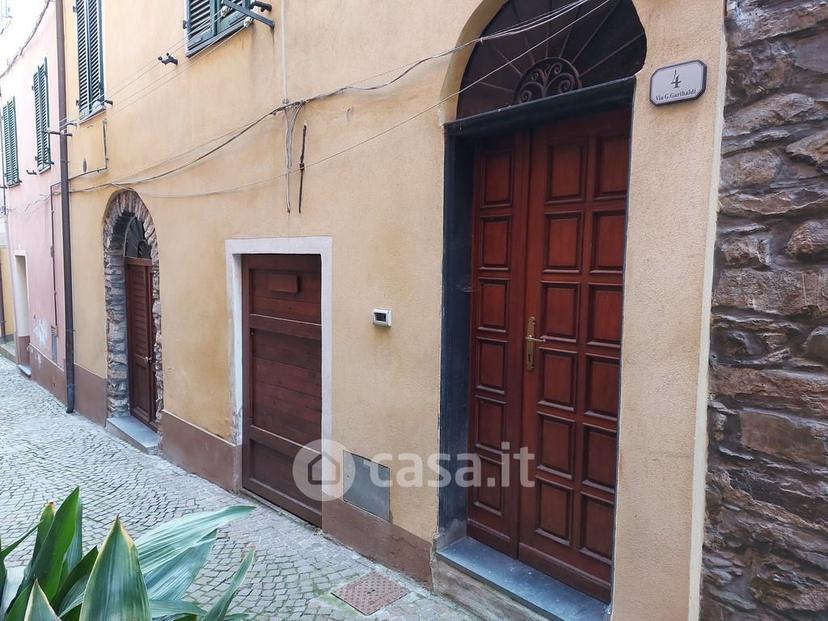 Trilocale in Via G. Garibaldi 1 — foto 26 di 32