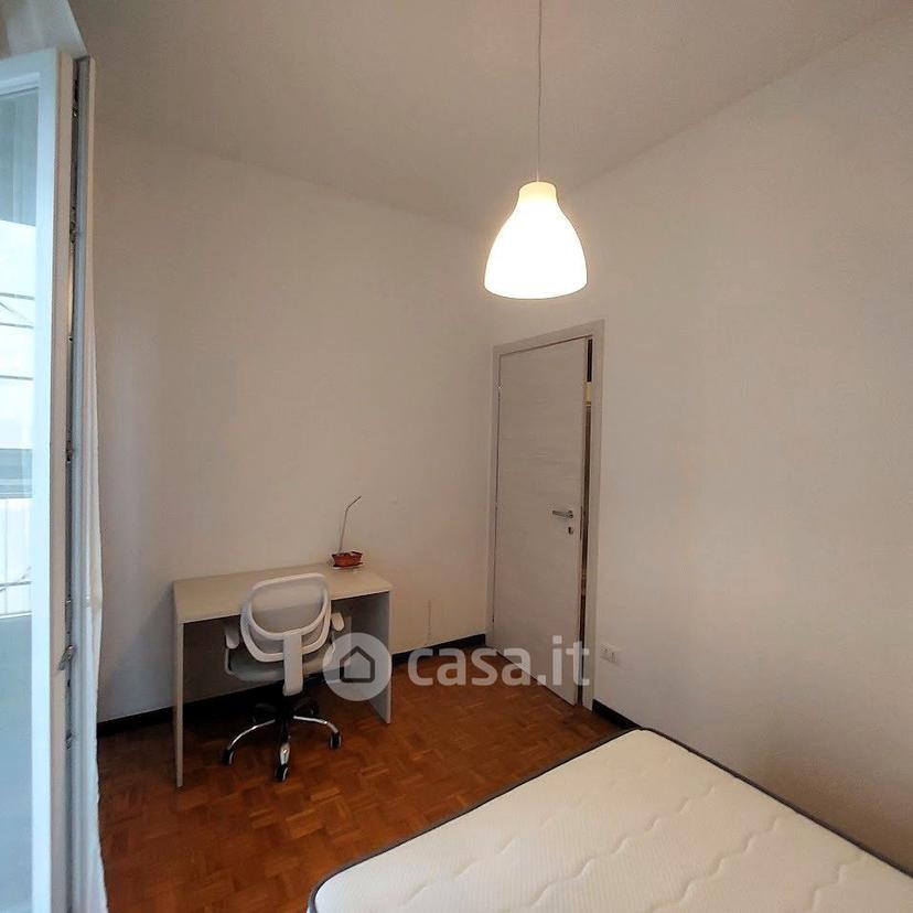 Stanza in Viale Don G. Minzoni 23 — foto 4 di 16