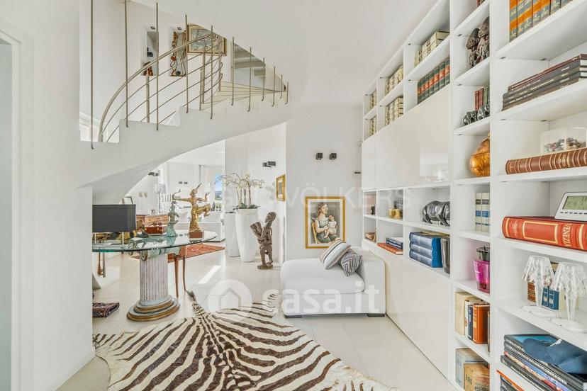 Villa in Via delle Carbonaie 14 — foto 7 di 38