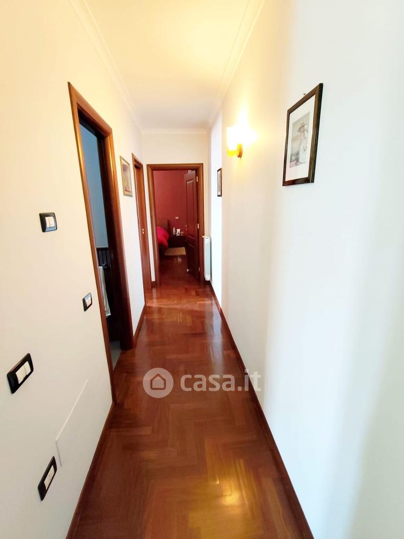 Trilocale in Viale Europa — foto 29 di 38