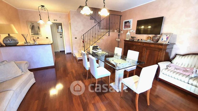 Villa in Via delle Begonie — foto 18 di 29