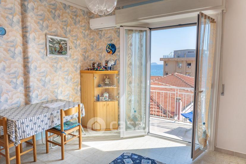 Trilocale in Scalinata delle Rose 4 — foto 2 di 27