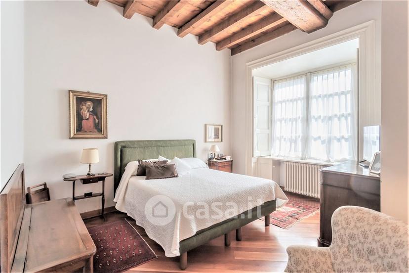Villa in Viale Kennedy — foto 14 di 30